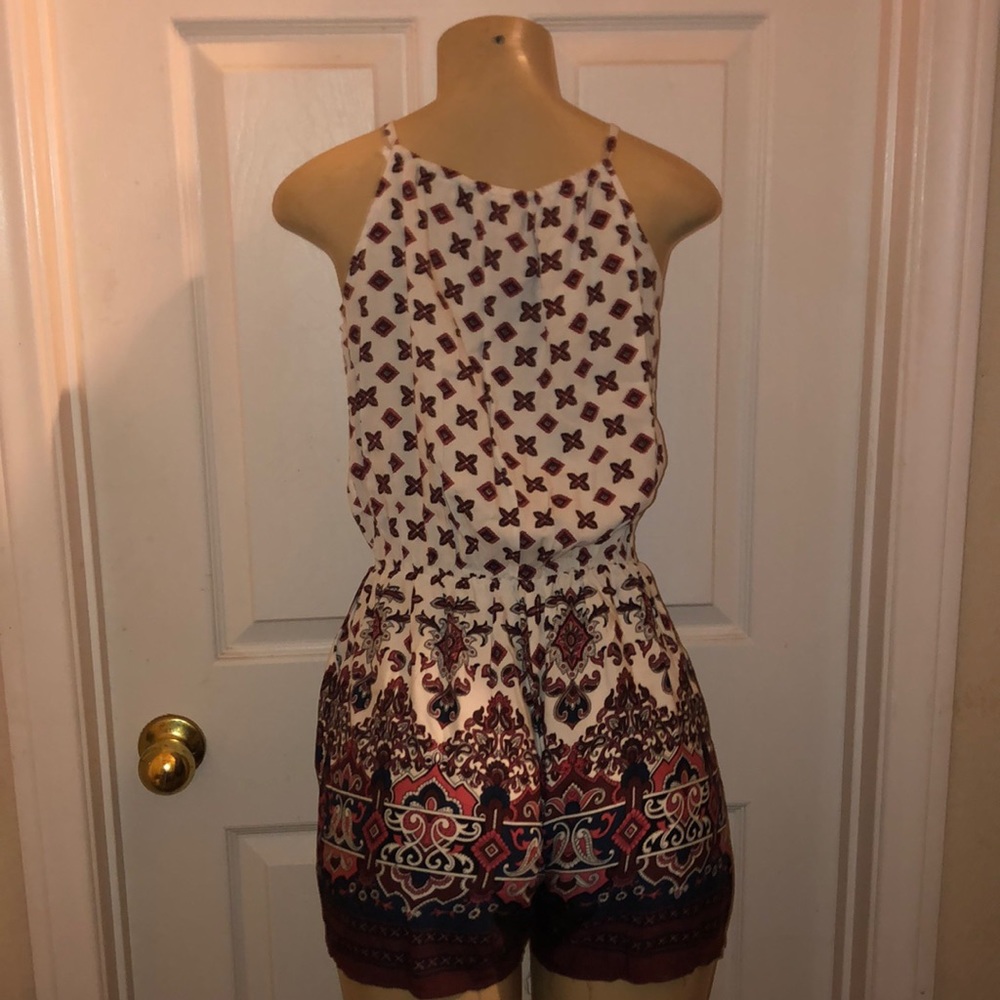 romper - Picture 2 of 3